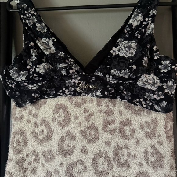 VS Floral Bralette - Picture 2 of 4